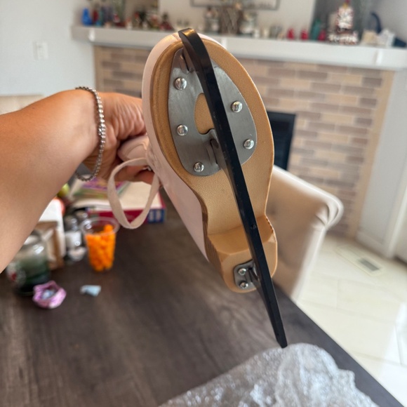 Ice Skating little girls size 2 blade 8 - Picture 4 of 6